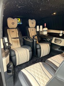 Custom 5 Seater Driven Landjet